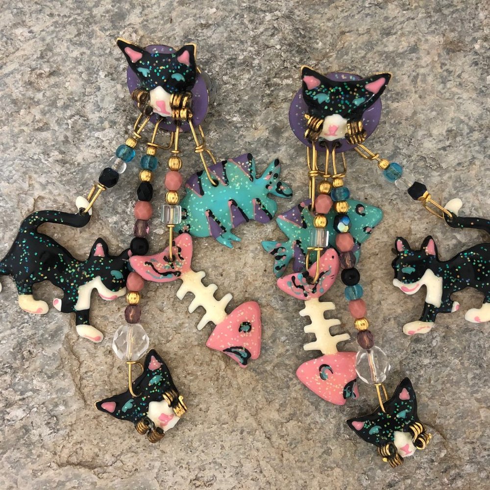 Lunch at the Ritz- kitty earrings